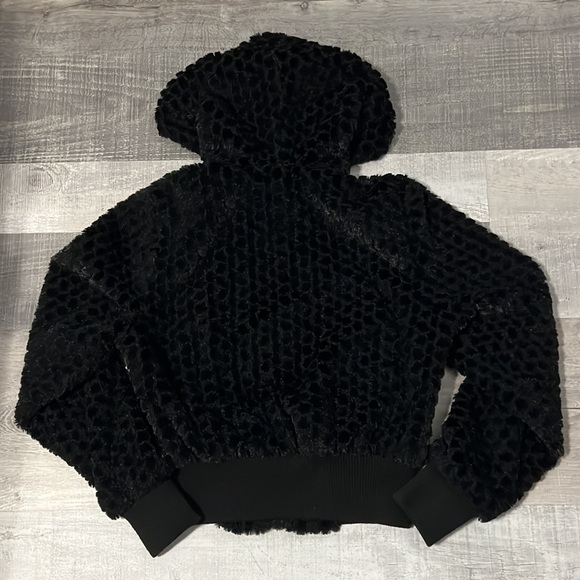 Faux Fur Wet Seal Cropped Zippered Jacket sz Large - Picture 7 of 10